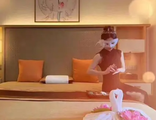 我在天津南开体验了下高端男士按摩spa会馆，私人会所花样超多
